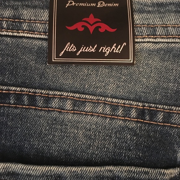 Elite Jeans - Picture 7 of 7